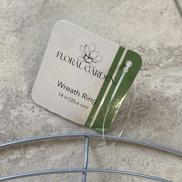 FLORAL GARDEN 14” Wreath Rings (4 total) - Picture 6 of 7